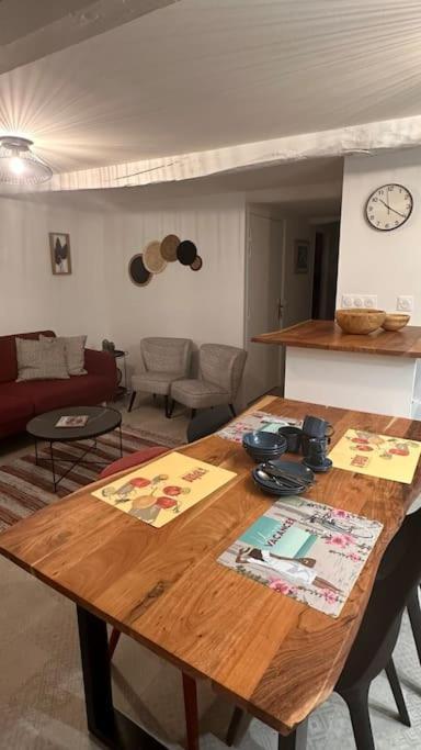 Appartement Cosy A Collobrières Esterno foto