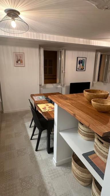 Appartement Cosy A Collobrières Esterno foto